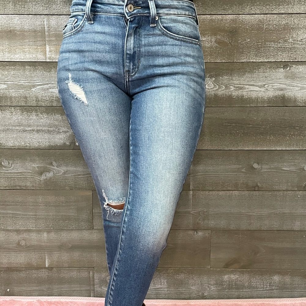 BRAND NEW kancan high rise distressed skinny jean - Picture 6 of 16